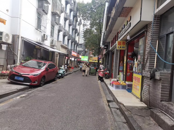 1W急转五一商圈商业街外卖餐饮小吃店d9183 1W急转五一商圈商业街外卖餐饮小吃店d9183