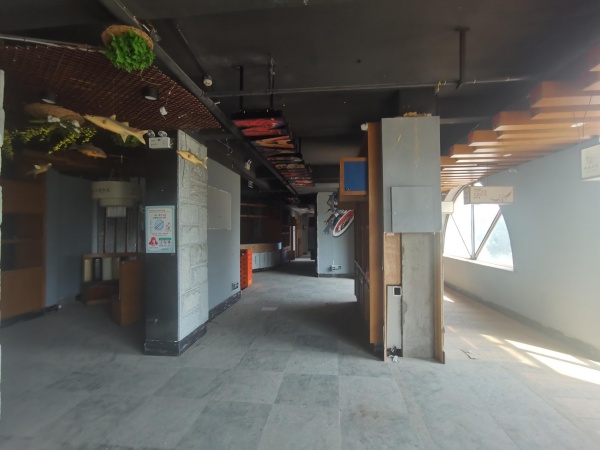 Y9189星沙工业园大型成熟小区700平临街门面房东直租 Y9189星沙工业园大型成熟小区700平临街门面房东直租