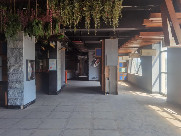 Y9189星沙工业园大型成熟小区700平临街门面房东直租 Y9189星沙工业园大型成熟小区700平临街门面房东直租