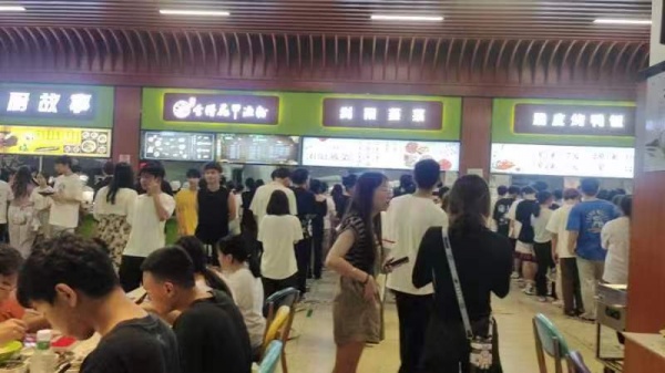 Y9217急转 上W学生湖南劳动人事学院内食堂档口 Y9217急转 上W学生湖南劳动人事学院内食堂档口