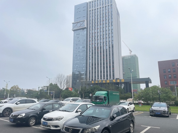 Y9262望城成熟小区商业街门口餐饮炸串店转让(可空转) Y9262望城成熟小区商业街门口餐饮炸串店转让(可空转)