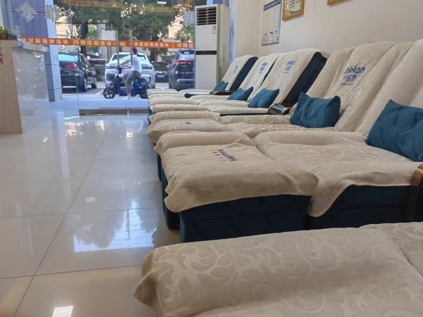 四年稳定客源修脚足浴老店(60营业区➕60阁楼厨房Y9268 四年稳定客源修脚足浴老店(60营业区➕60阁楼厨房Y9268