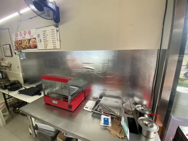 YA3天心区地铁口高校旁成熟小区门口4年泡菜老店优价转让 YA3天心区地铁口高校旁成熟小区门口4年泡菜老店优价转让