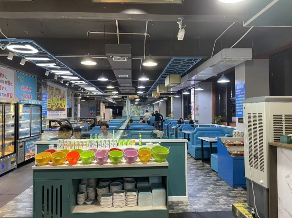 dA16地铁口400平精装餐饮小火锅店优价转让(勿扰员工 dA16地铁口400平精装餐饮小火锅店优价转让(勿扰员工