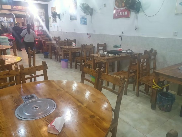 MA91 大学城天马学生公寓旁150平餐饮门店低价转让 MA91 大学城天马学生公寓旁150平餐饮门店低价转让