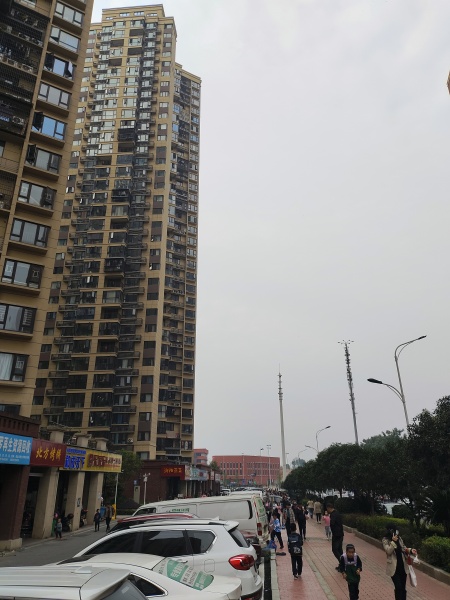 YA101无需转让费 w人高档成熟小区出入口临街底商生鲜店转让 YA101无需转让费 w人高档成熟小区出入口临街底商生鲜店转让