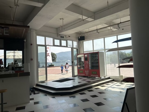 MA117 岳麓区58小镇景区空转店急急急转让 MA117 岳麓区58小镇景区空转店急急急转让