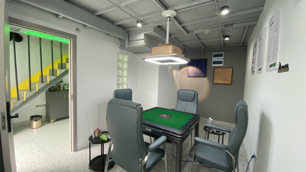 MA204 捡漏!梅溪湖涉外附近网红棋牌室转 MA204 捡漏!梅溪湖涉外附近网红棋牌室转