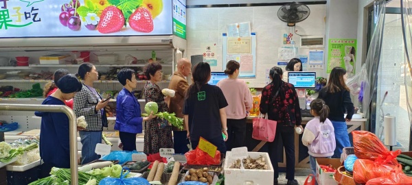 MA221 12.8万急转天心区大型小区120平日6千生鲜店 MA221 12.8万急转天心区大型小区120平日6千生鲜店