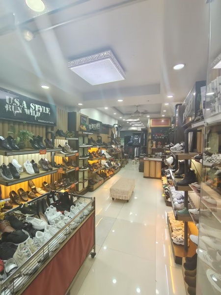 MF47 空转!芙蓉区扬帆小区正门口46平店铺(除餐饮明火) MF47 空转!芙蓉区扬帆小区正门口46平店铺(除餐饮明火)