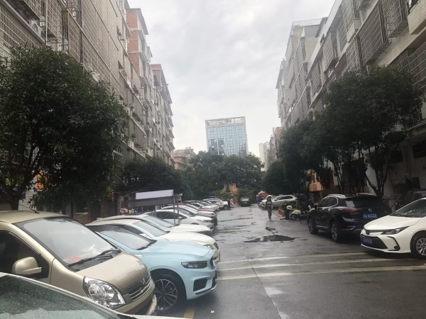 MF83 月亮岛大型小区月赢1w双门橙仁用品店低价转让 MF83 月亮岛大型小区月赢1w双门橙仁用品店低价转让