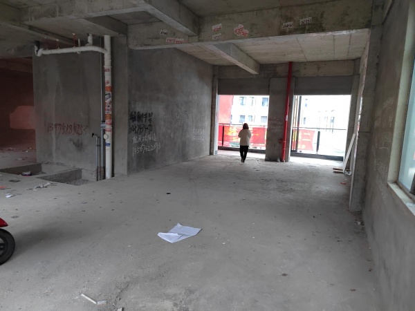 MF111 涉外学院商业一条街门面出租(无行业限制) MF111 涉外学院商业一条街门面出租(无行业限制)