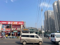 ZF186观沙岭万人成熟商圈地铁口临街旺铺房东出租（无行业限制）
