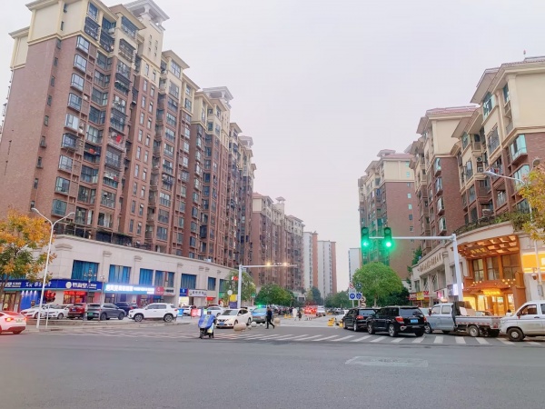 DK21低于市场价直租万人小区.2至4楼正临街商业综合楼 DK21低于市场价直租万人小区.2至4楼正临街商业综合楼