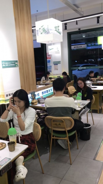 MK62 急转开福区湘江世纪城120平拐角双门餐饮店 MK62 急转开福区湘江世纪城120平拐角双门餐饮店