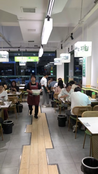 MK62 急转开福区湘江世纪城120平拐角双门餐饮店 MK62 急转开福区湘江世纪城120平拐角双门餐饮店