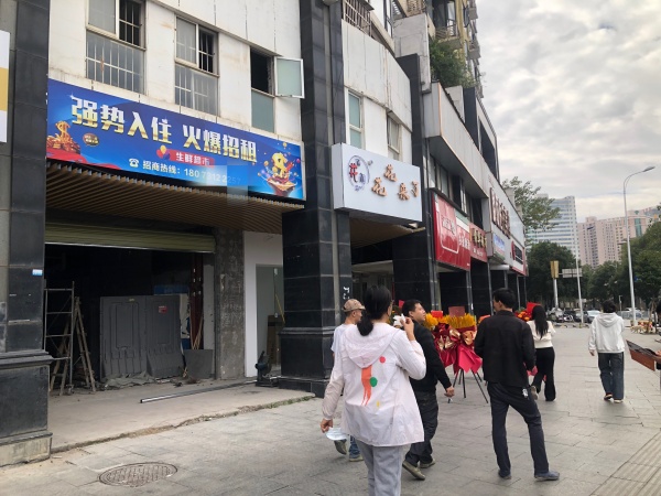 MK87 房东直租!砂子塘正地铁出入口200平临街旺铺招租 MK87 房东直租!砂子塘正地铁出入口200平临街旺铺招租