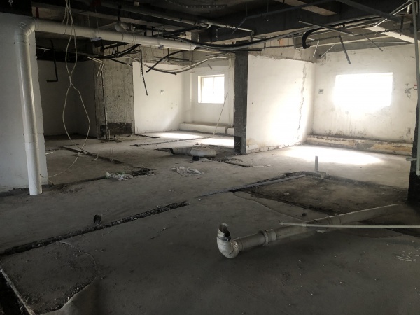 MK87 房东直租!砂子塘正地铁出入口200平临街旺铺招租 MK87 房东直租!砂子塘正地铁出入口200平临街旺铺招租