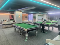ZK93市中心区域万达广场网红街临街独栋台球室低价优转