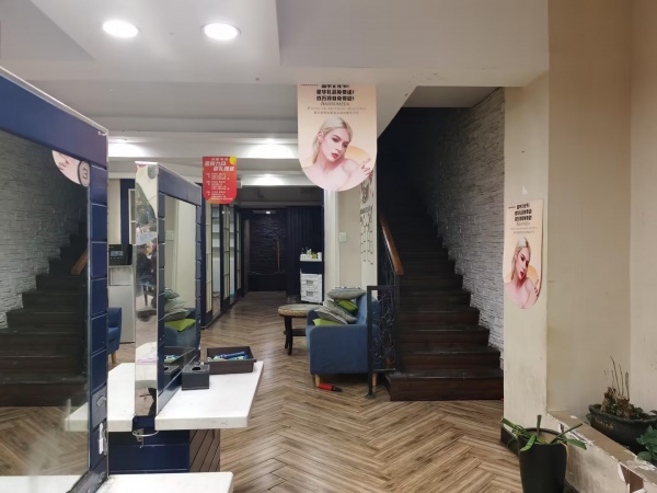 dK107小区出入口头铺旺铺房东直租 dK107小区出入口头铺旺铺房东直租