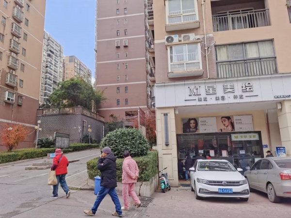 dK107小区出入口头铺旺铺房东直租 dK107小区出入口头铺旺铺房东直租