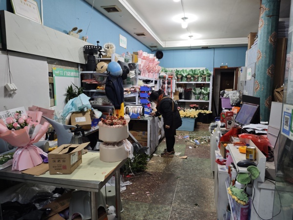 生意火爆!雨花区洞井商贸城品牌连锁花店优价转让YF59 生意火爆!雨花区洞井商贸城品牌连锁花店优价转让YF59