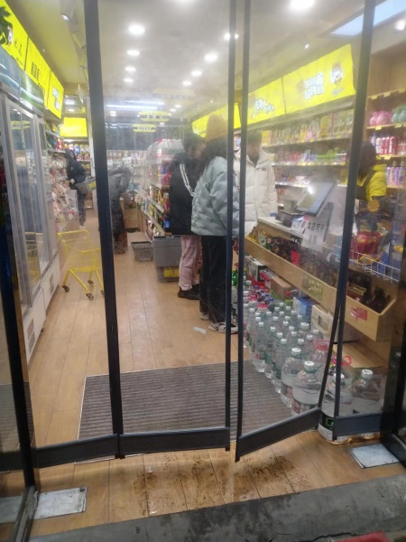 MK152 岳麓区大型小区日营6500+零食店优价转让 MK152 岳麓区大型小区日营6500+零食店优价转让