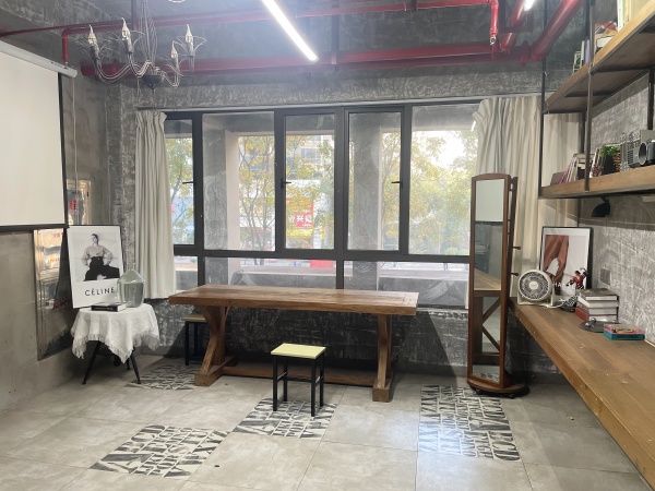 MK205 天心区万人小区114平临街底商门面出租(不可重餐饮 ) MK205 天心区万人小区114平临街底商门面出租(不可重餐饮 )