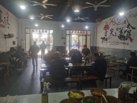 YK200急转W人小区地铁处中交中央公园120平餐饮粉面店