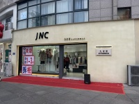 YK216房东直租空门面无转让费 湘江世纪城小区出入口120平空门面