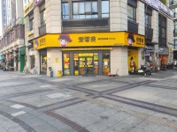 MK217 梅溪湖金茂悦三面招牌日营7K左右零食店优价转让可空转