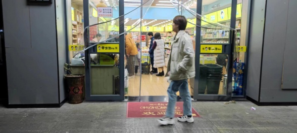 YK213大型小区商业连锁平均1万营业额零食店优转 YK213大型小区商业连锁平均1万营业额零食店优转