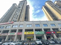 84132 大型小区临街铺面120平房东直租（阁楼已做好）