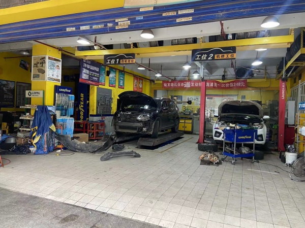 84167 成熟小区一楼商铺八百个平方,可分租可整租 84167 成熟小区一楼商铺八百个平方,可分租可整租