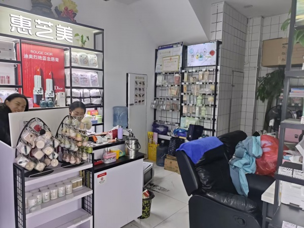84185 火爆!雨花区新星小区临街110平美妆养生店优价转让 84185 火爆!雨花区新星小区临街110平美妆养生店优价转让