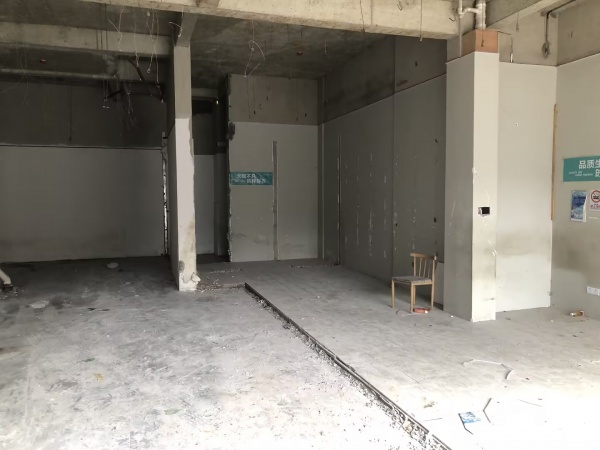 64238开福区高档小区出入口104平旺铺房东直租无行业限制! 64238开福区高档小区出入口104平旺铺房东直租无行业限制!