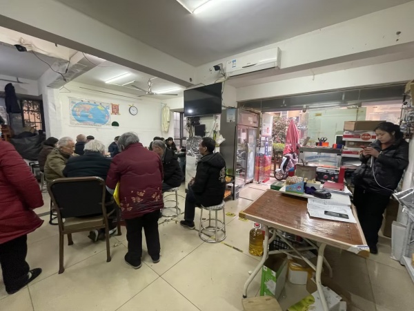 84348 天天火爆岳麓区日派件600妈妈驿站棋牌室可做饭转让 84348 天天火爆岳麓区日派件600妈妈驿站棋牌室可做饭转让