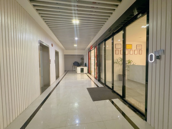(已租)543203麓谷商圈.兴工国际产业园精装写字楼出租.房东直租 (已租)543203麓谷商圈.兴工国际产业园精装写字楼出租.房东直租