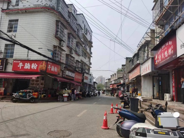 (已转)543217可空转.几万大学生商圈.岳麓区美食街门面转让 (已转)543217可空转.几万大学生商圈.岳麓区美食街门面转让