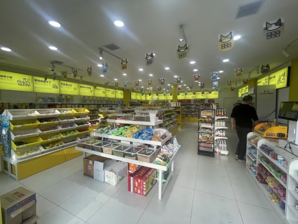(已转)543265大型小区出入口学校正对面130平零食便利店优价转 (已转)543265大型小区出入口学校正对面130平零食便利店优价转