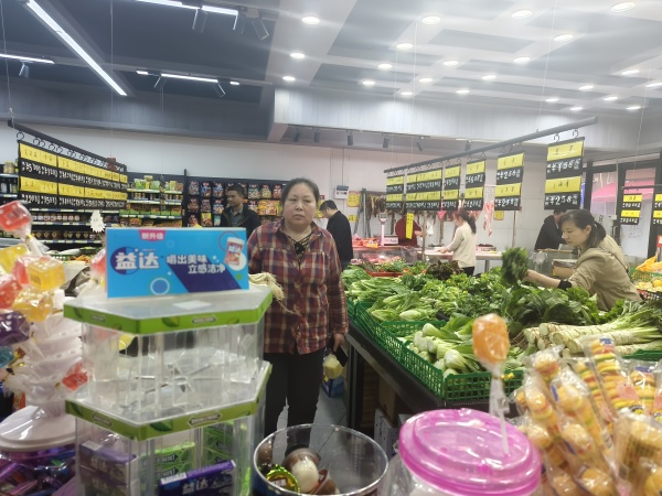 843264岳麓区大型小区出入口转角220平店铺转让(只接受空转) 843264岳麓区大型小区出入口转角220平店铺转让(只接受空转)