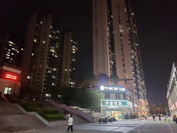 843270 工业园学校旁 日营业额1万以上 夜宵店优价转让 843270 工业园学校旁 日营业额1万以上 夜宵店优价转让