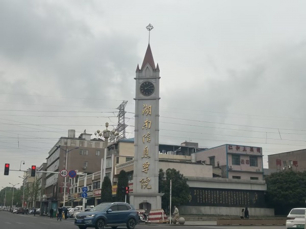 84491 毛塘铺信息学院精装34间房中高档酒店优价转让 84491 毛塘铺信息学院精装34间房中高档酒店优价转让