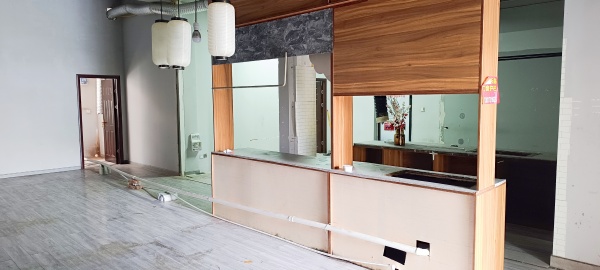 744111房东直租,无行业限制临街好位置工业学院旁旺铺 744111房东直租,无行业限制临街好位置工业学院旁旺铺