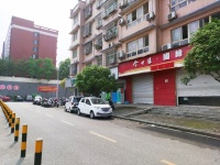 744111房东直租,无行业限制临街好位置工业学院旁旺铺