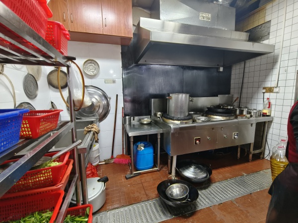 644156农大红旗市场临街餐饮店优价转让 644156农大红旗市场临街餐饮店优价转让