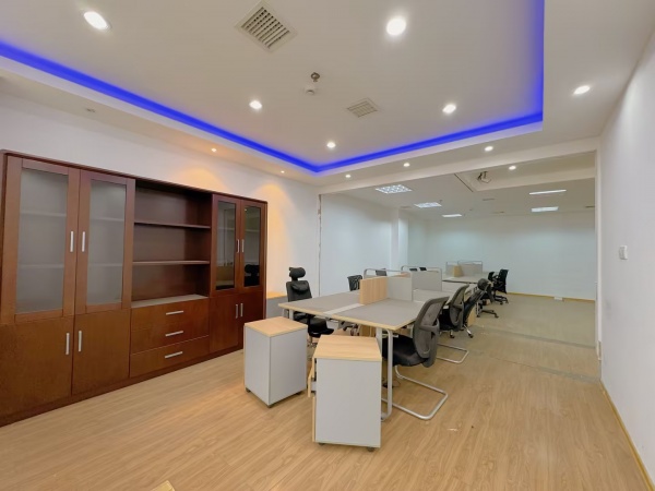 544176房东直租.麓谷商圈.麓谷新长海精装写字楼出租.带家具 544176房东直租.麓谷商圈.麓谷新长海精装写字楼出租.带家具