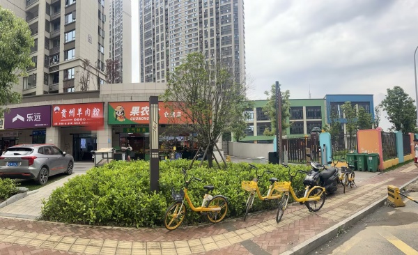 544205雨花区高档小区幼儿园旁临街早餐粉面馆转让 544205雨花区高档小区幼儿园旁临街早餐粉面馆转让