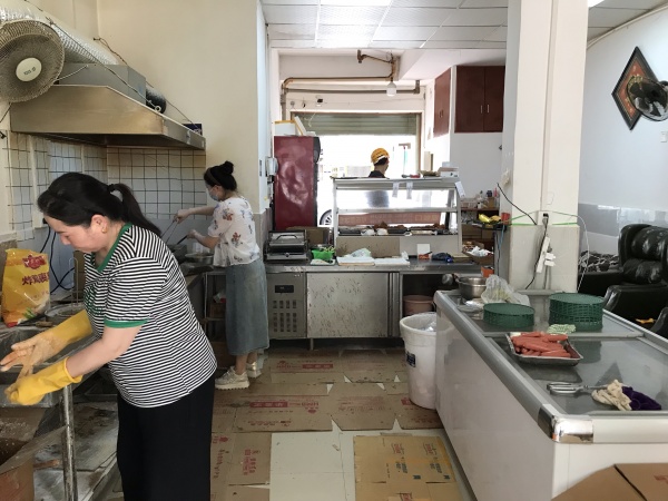 644227急转3.8万!芙蓉区扬帆小区60平汉堡店低价转让 644227急转3.8万!芙蓉区扬帆小区60平汉堡店低价转让