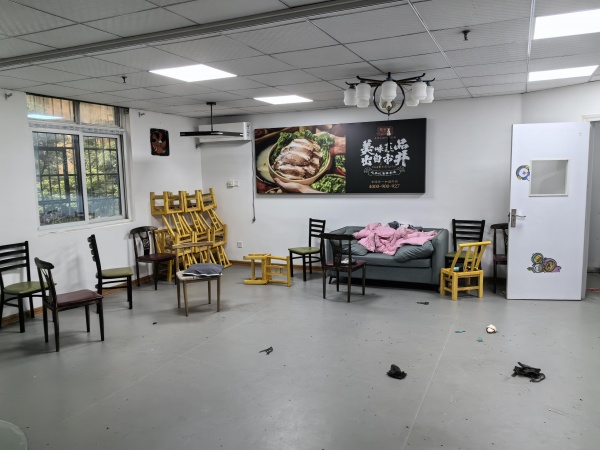 844229 梅溪湖大型小区长梅中学正对面165平临街门面出租 844229 梅溪湖大型小区长梅中学正对面165平临街门面出租